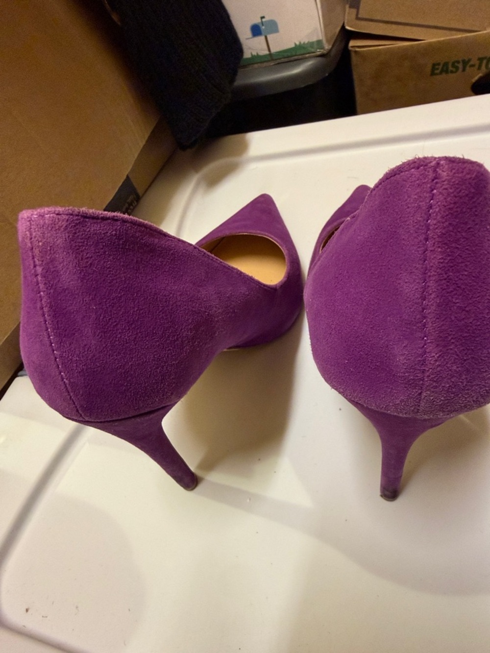 Today only - will give 20% to likers- Steve Madden Violet Suede pumps - Picture 2 of 5